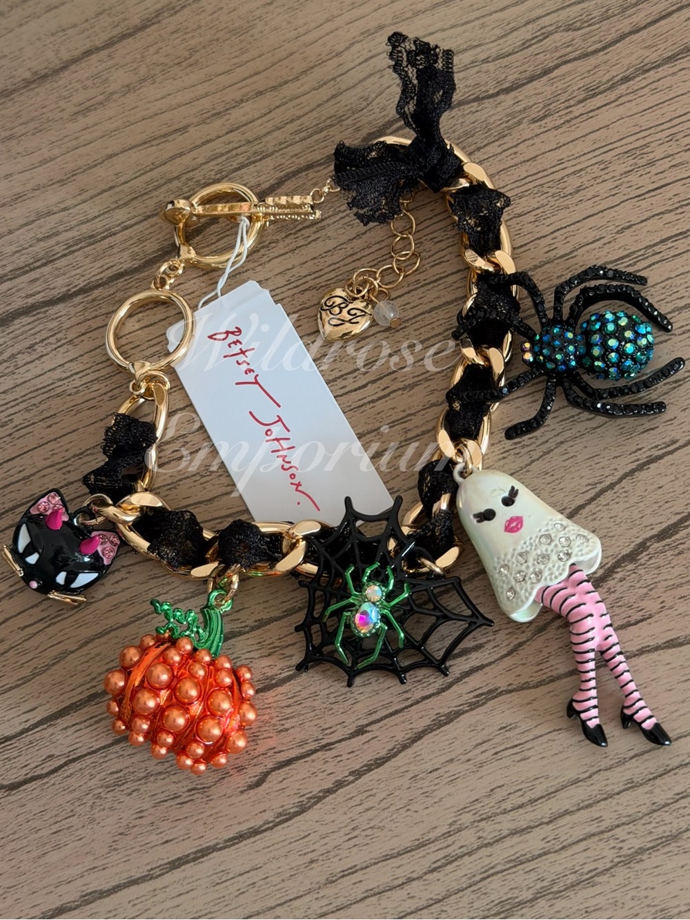 BETSEY JOHNSON ghost girl pumpkin black cat spider HALLOWEEN GOLD TONE BRACELET